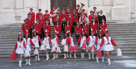 Banda "Camillo Borgna" & Majorettes "Furlanutes" di Madrisio di Fagagna